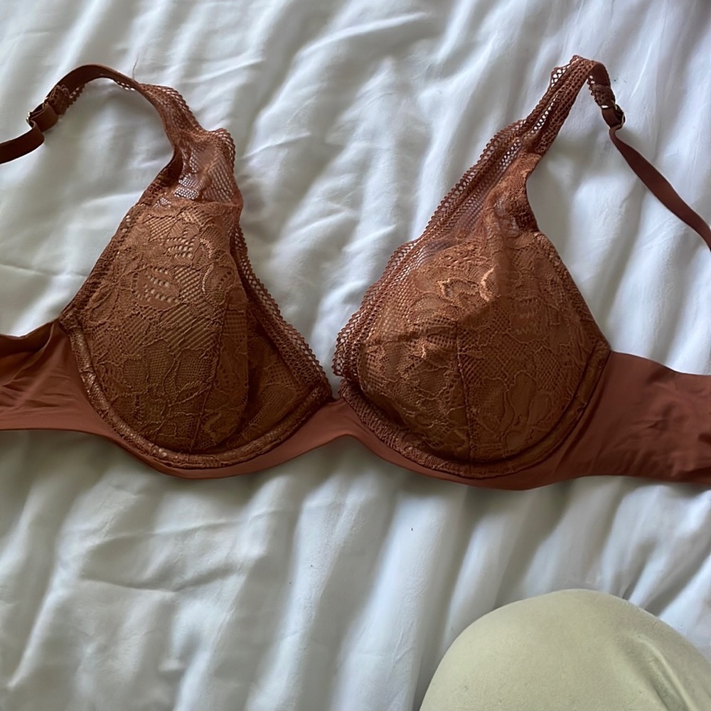 Light burgundy thirdlove bra, never worn